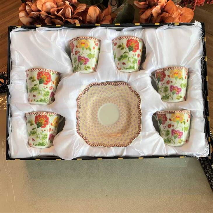 ÇİÇEK BAHÇESİ KAHVE FİNCAN SETİ