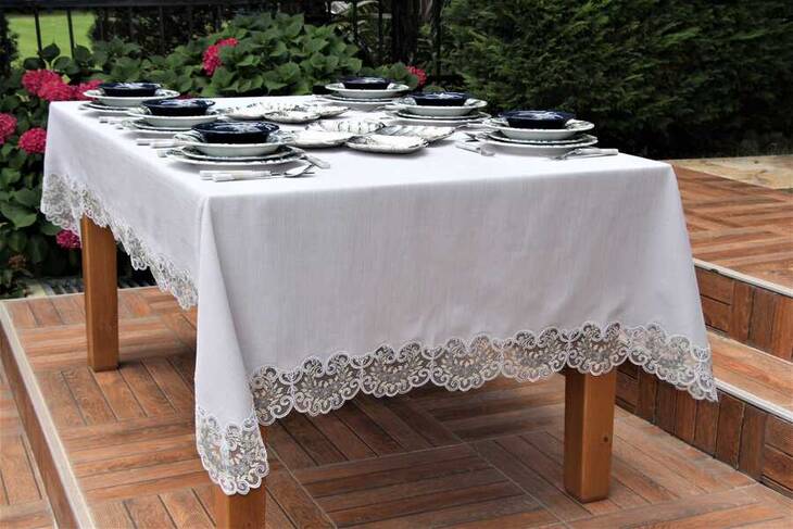 GRİ FRANSIZ DANTEL MASA ÖRTÜSÜ