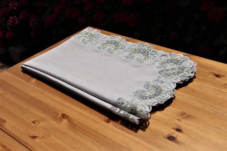 GRİ FRANSIZ DANTEL MASA ÖRTÜSÜ